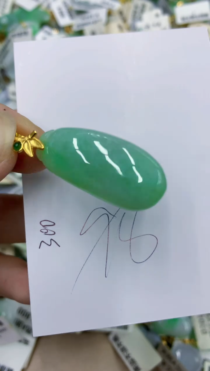 颈饰未镶嵌翡翠11111111111