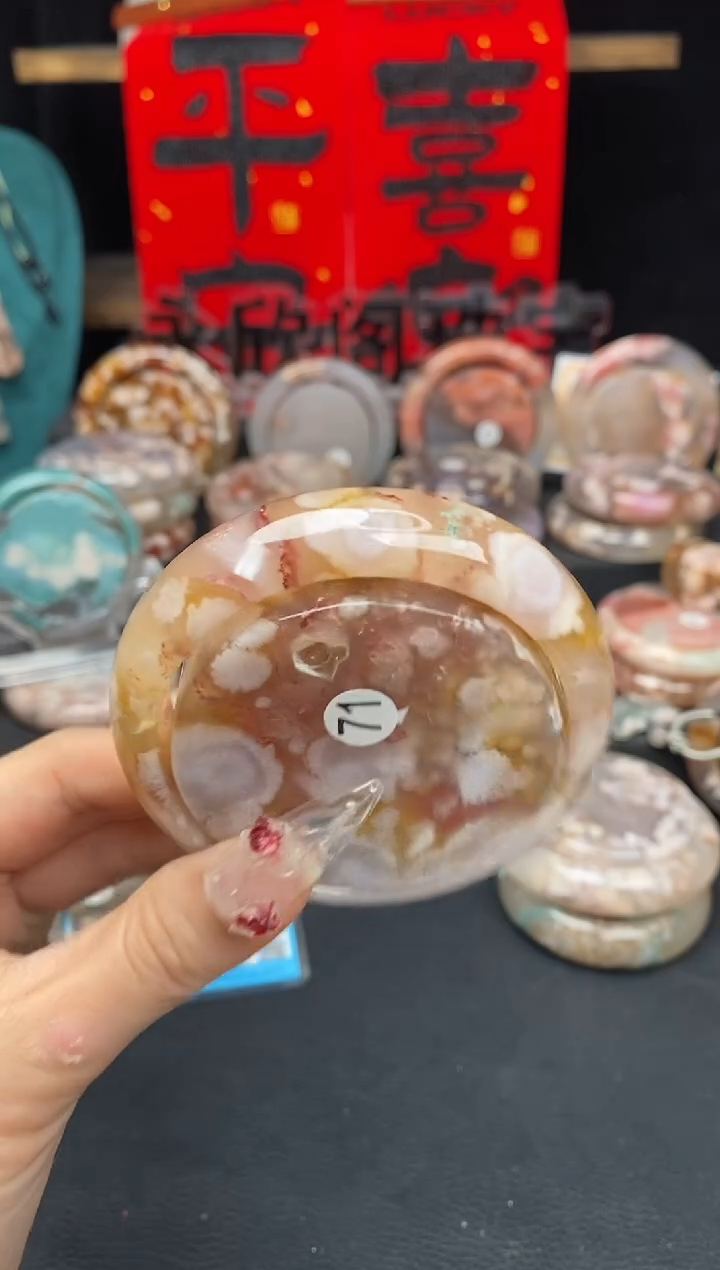 【闪购商品】石英质玉手镯（圆镯）未镶嵌58
