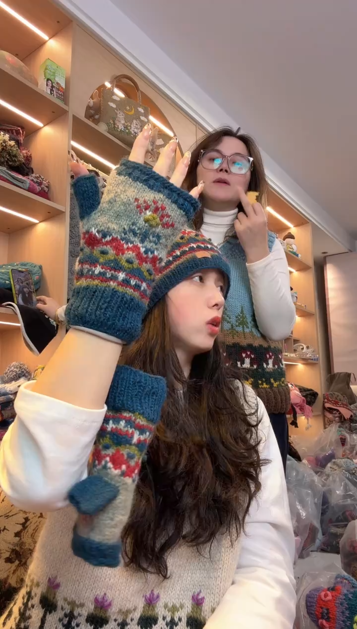 羊毛百羊毛彼岸花半包手套