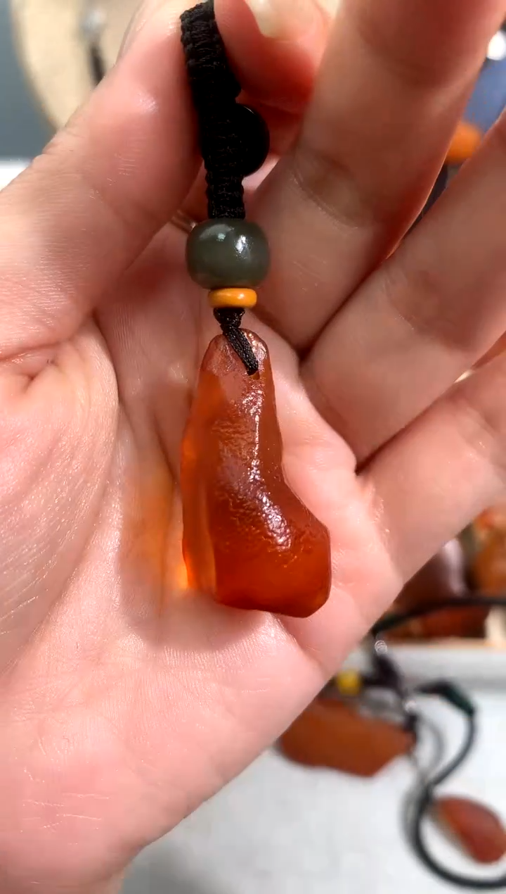 【闪购商品】蜜蜡裸石未镶嵌似玉