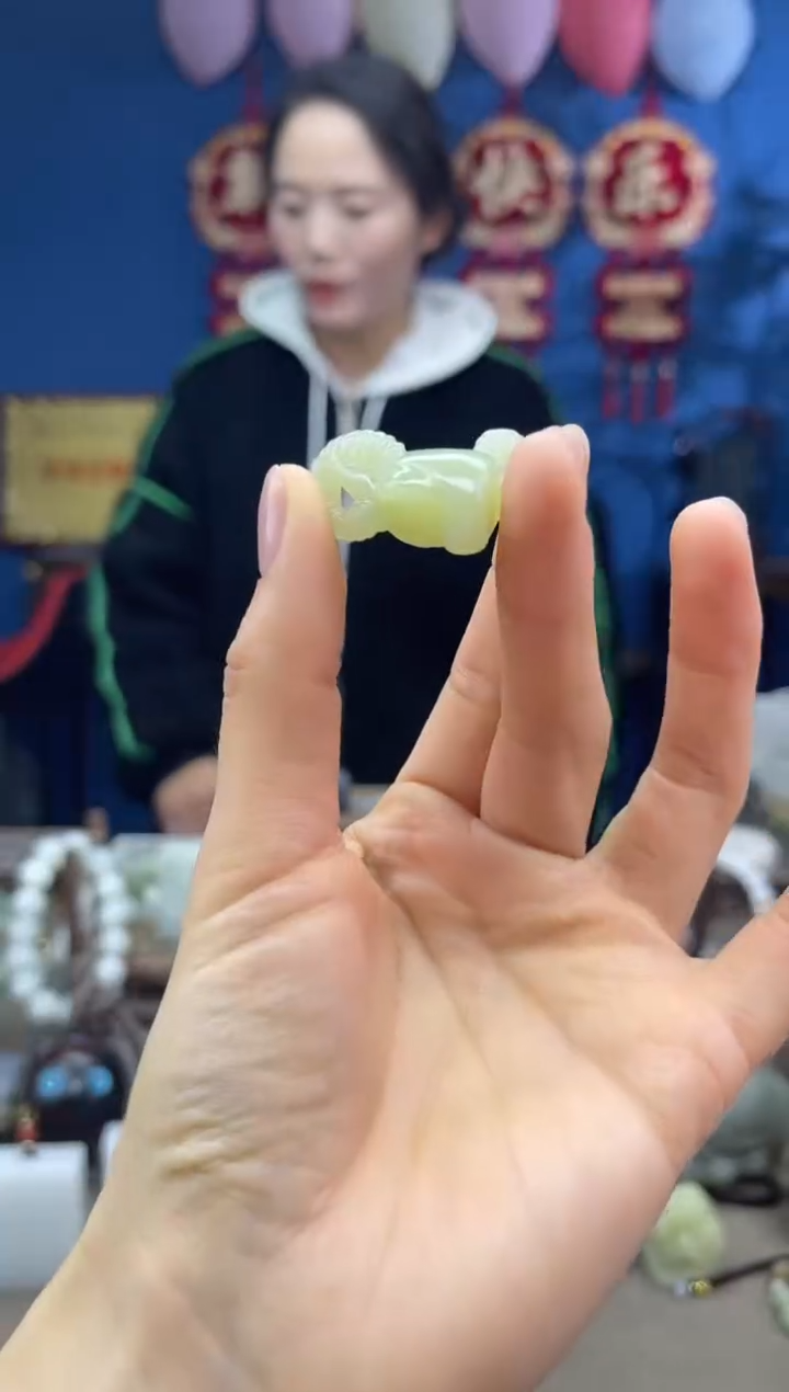 【闪购商品】和田玉颈饰未镶嵌1