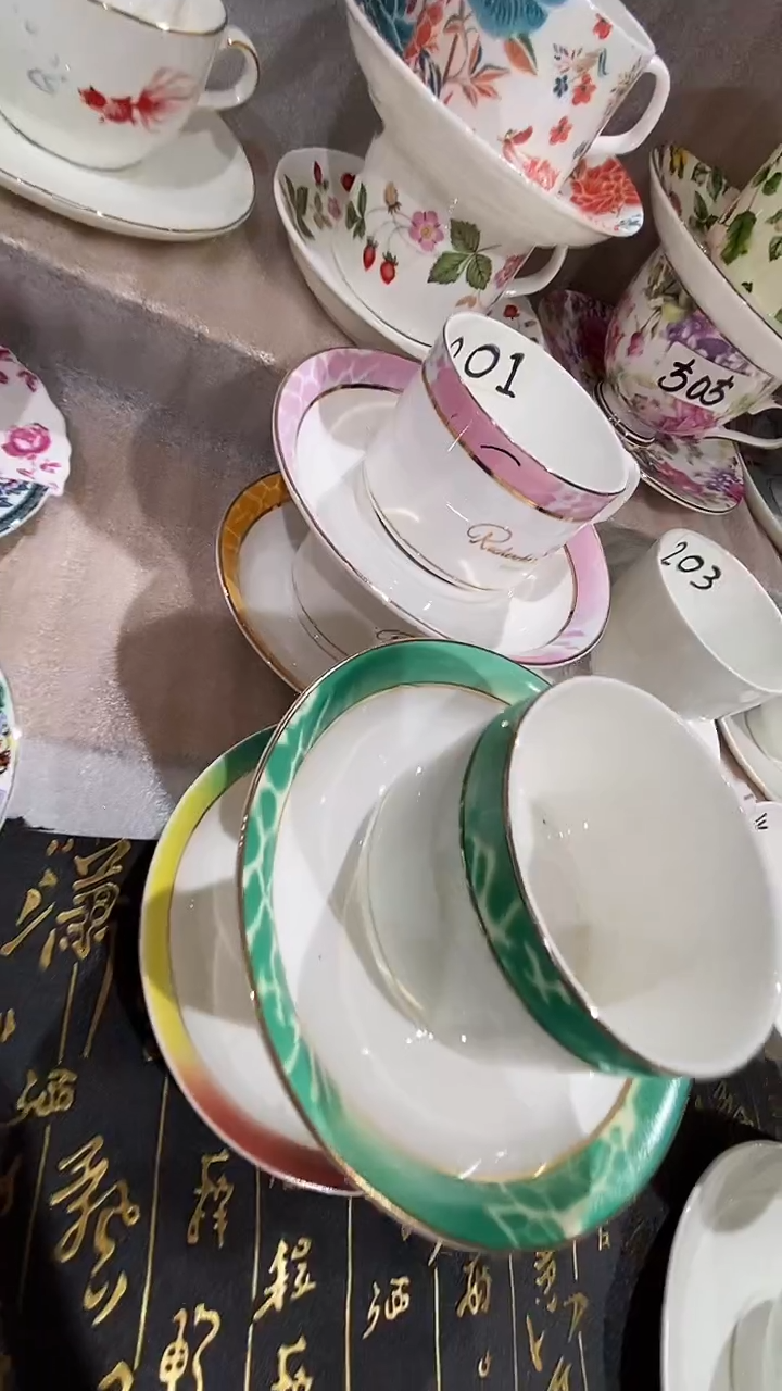 碗闪购商品  库存产品默认微瑕介意慎拍