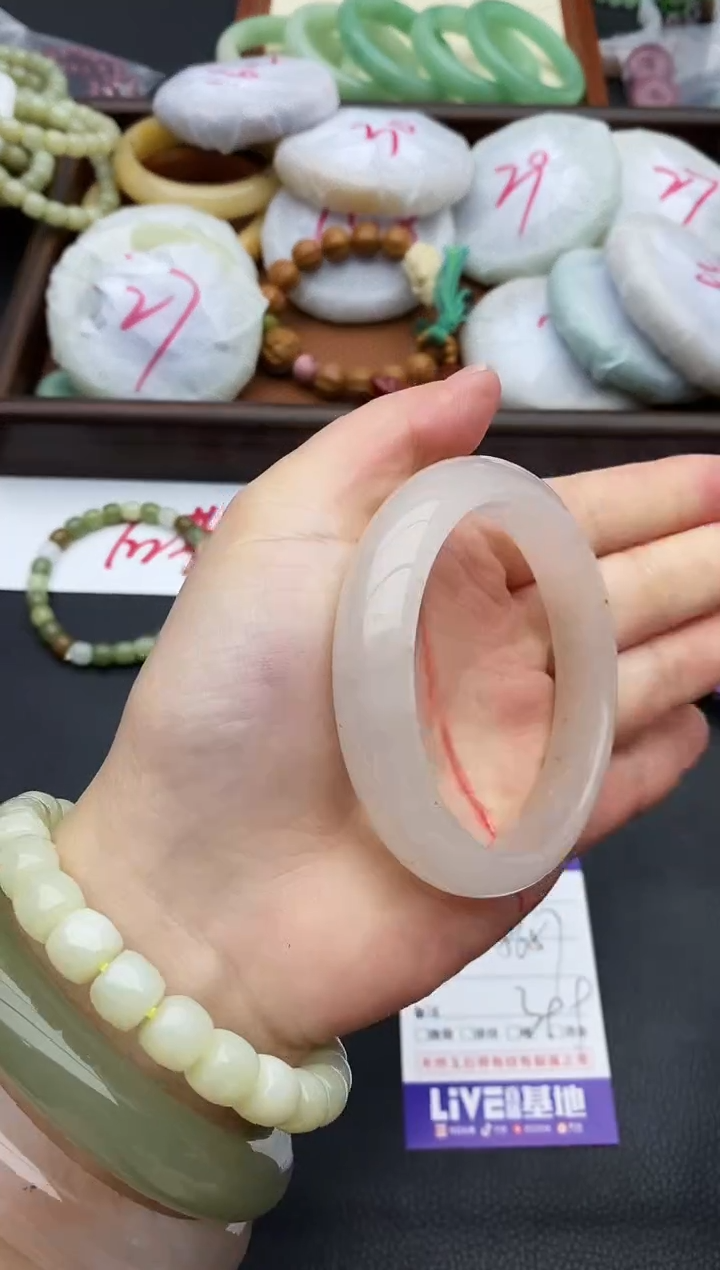 未镶嵌手镯石英质玉135+56/57