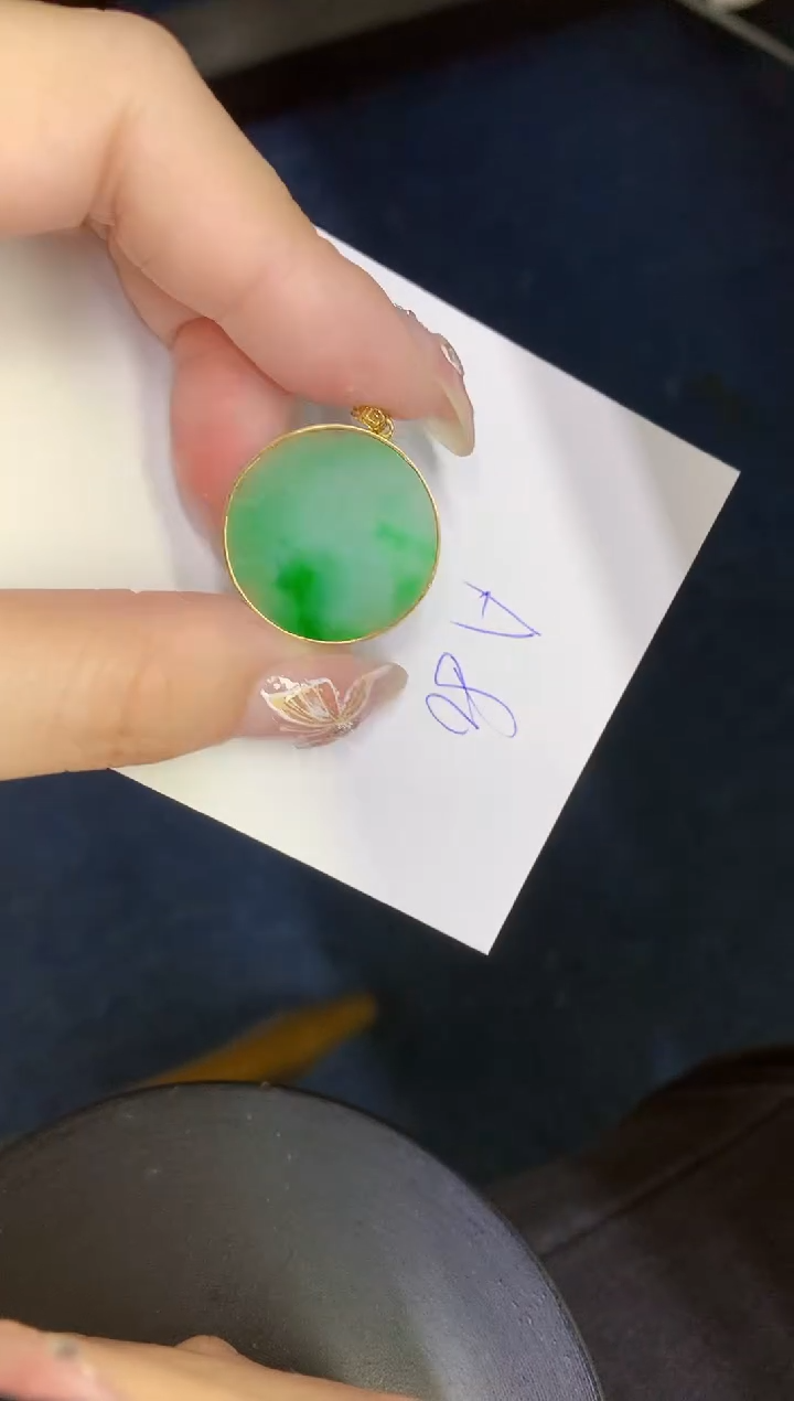 【闪购商品】翡翠颈饰18K金镶嵌0000000000