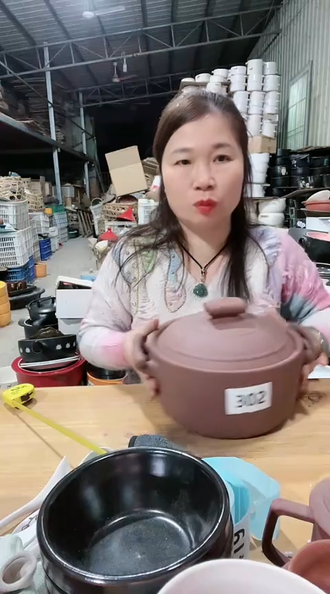 【闪购商品】302瑕疵原陶锅带盖，，