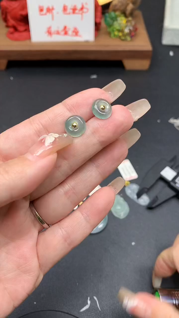 【闪购商品】翡翠耳钉18K金镶嵌MS152806