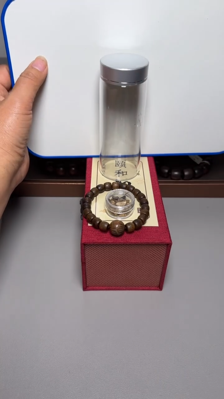 【闪购商品】沉香手串富森红土d0.9单圈桶珠