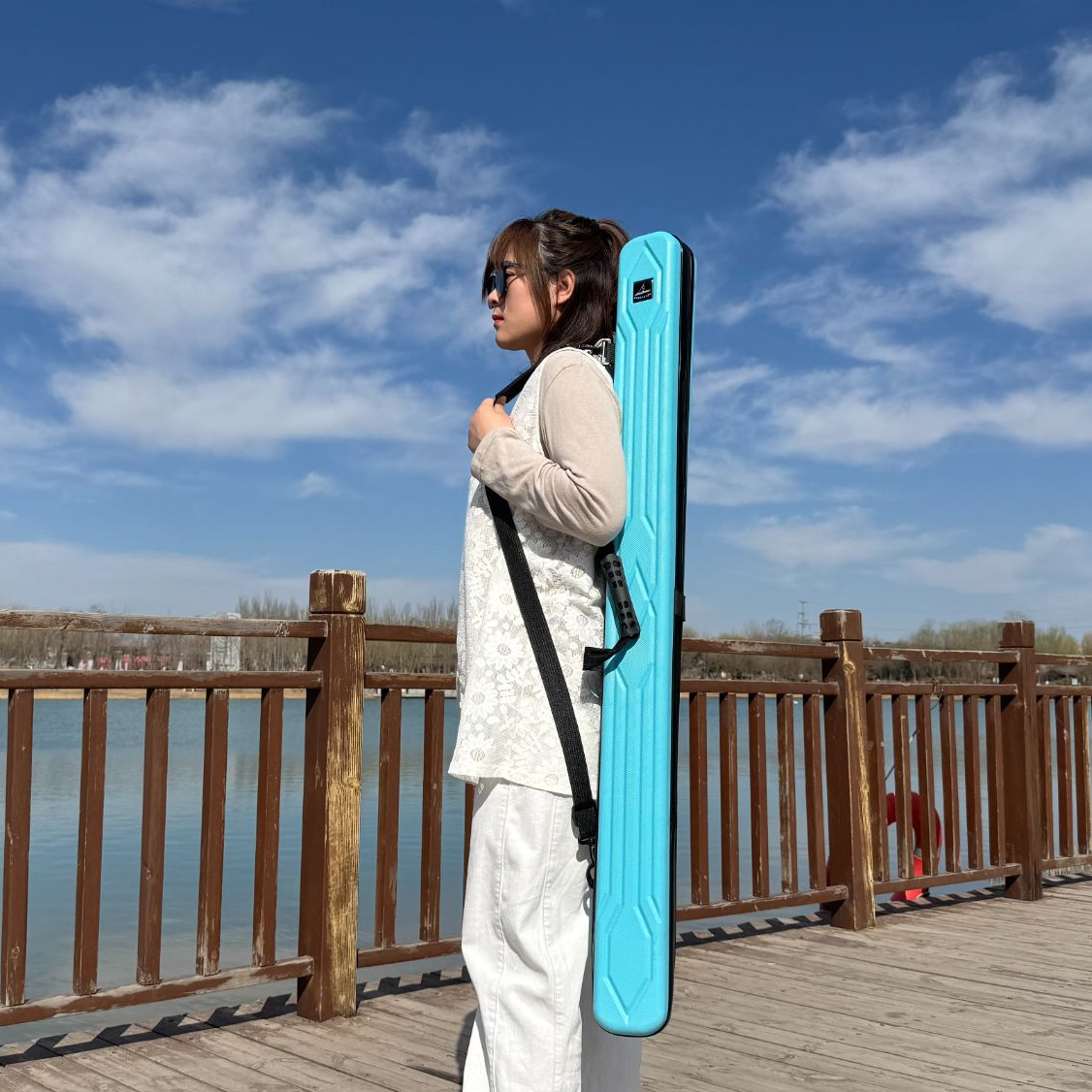 新款硬壳多功能防水鱼竿包轻便型手提垂钓专用渔具收纳包