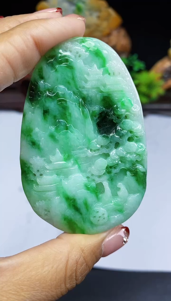 【闪购商品】翡翠颈饰未镶嵌翡翠A货