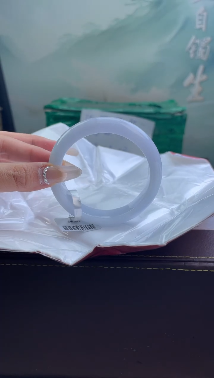 翡翠手镯未镶嵌19翡翠手镯