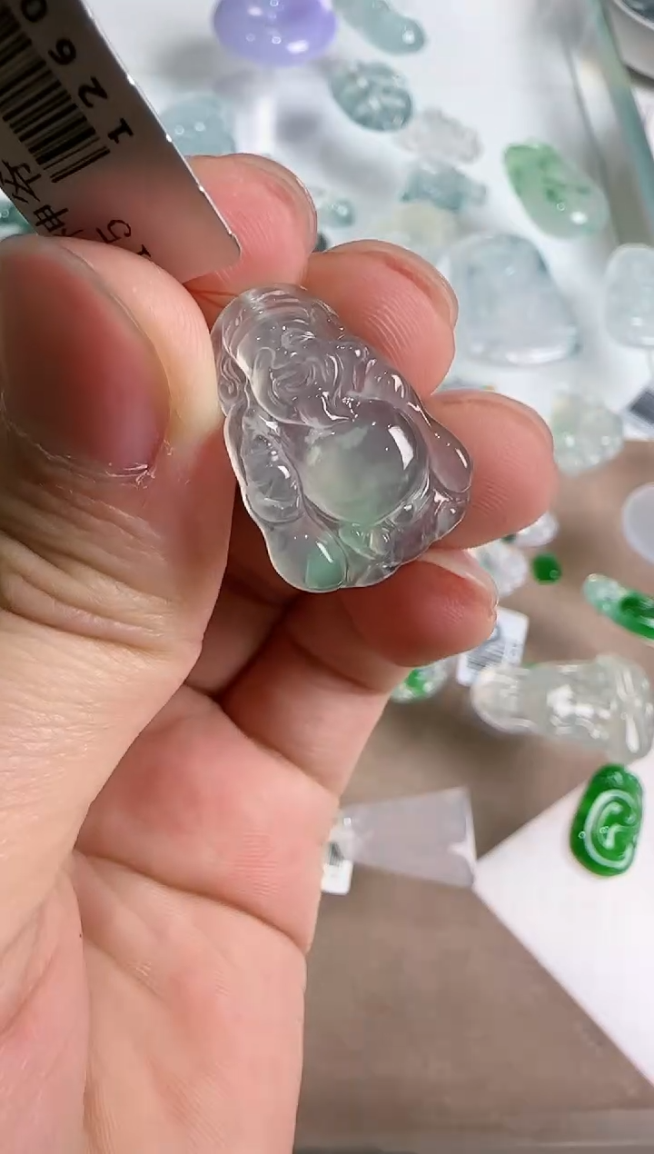 【闪购商品】翡翠吊坠(不含链)未镶嵌..