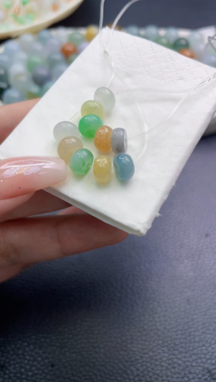 定制翡翠未镶嵌68191111