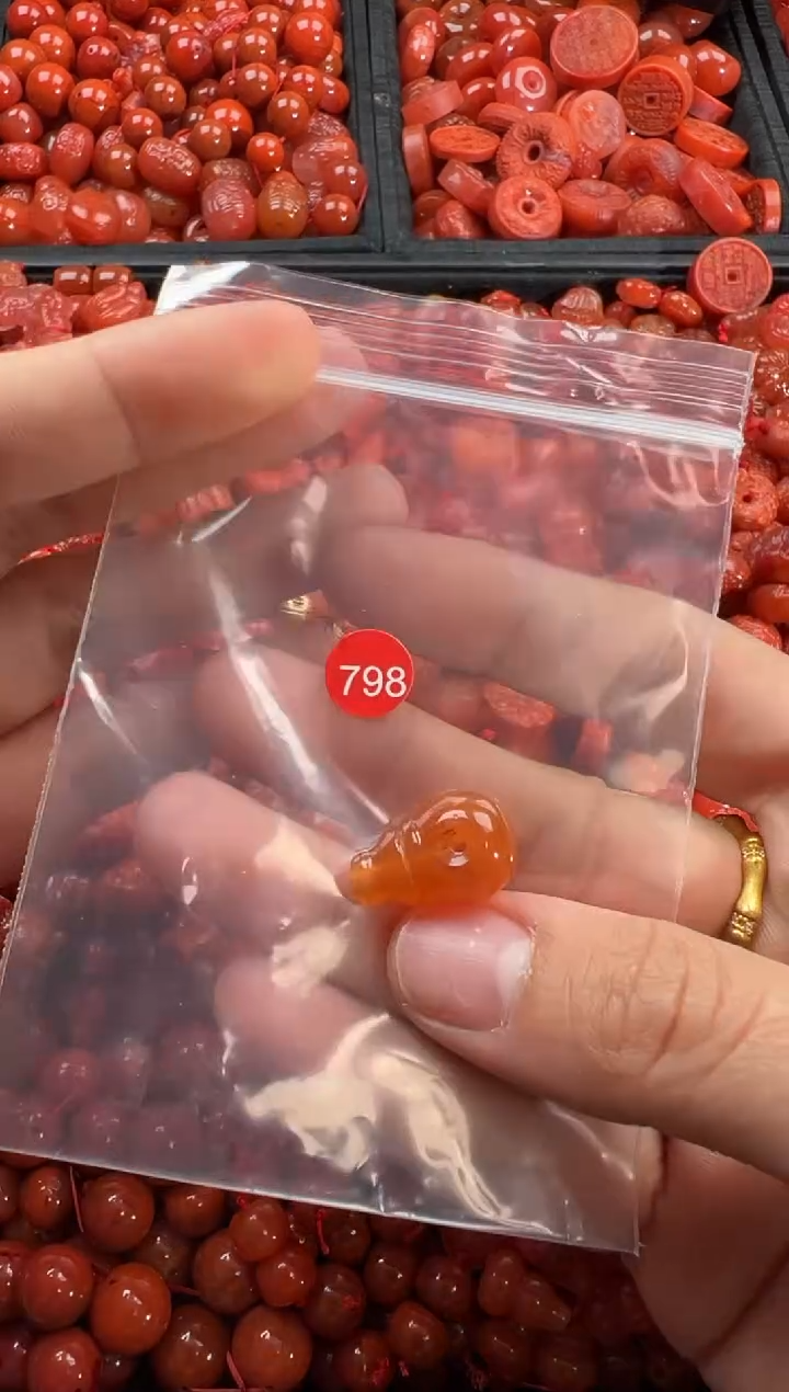 【闪购商品】南红玛瑙颈饰未镶嵌1