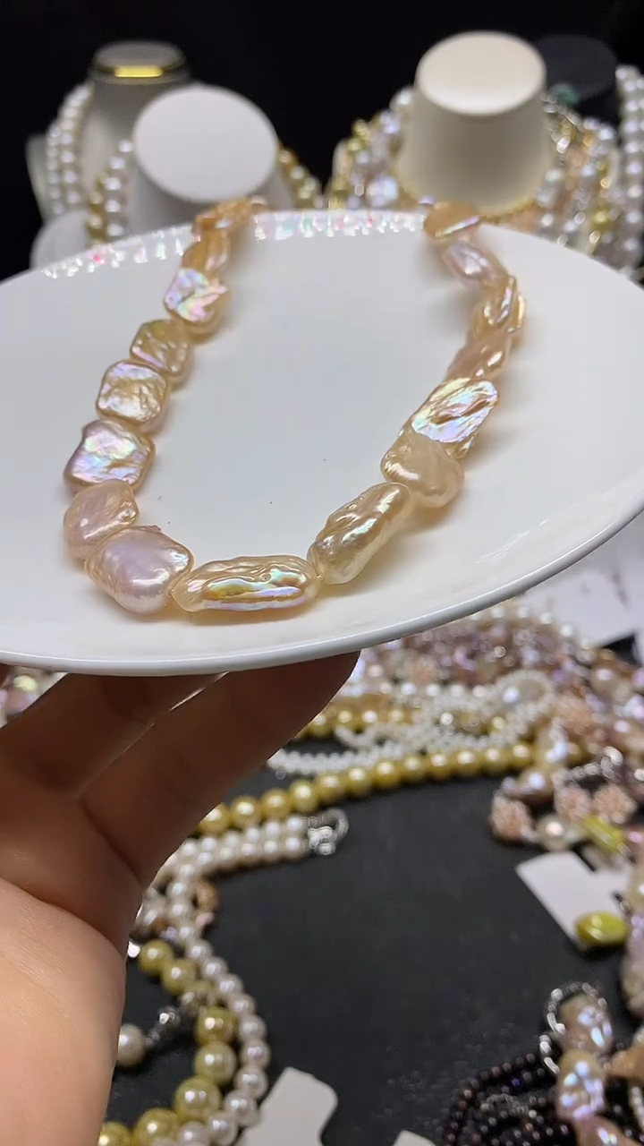 颈饰未镶嵌淡水珍珠多人