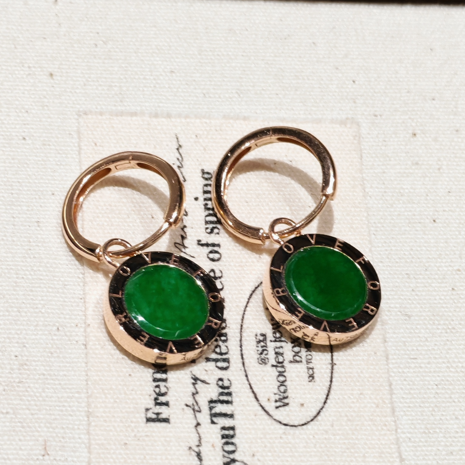 18K翡翠圆饼耳扣