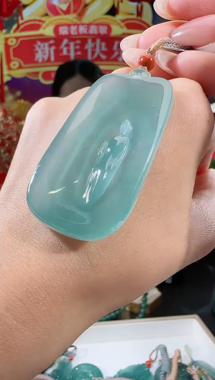【闪购商品】翡翠吊坠(不含链)未镶嵌悟道