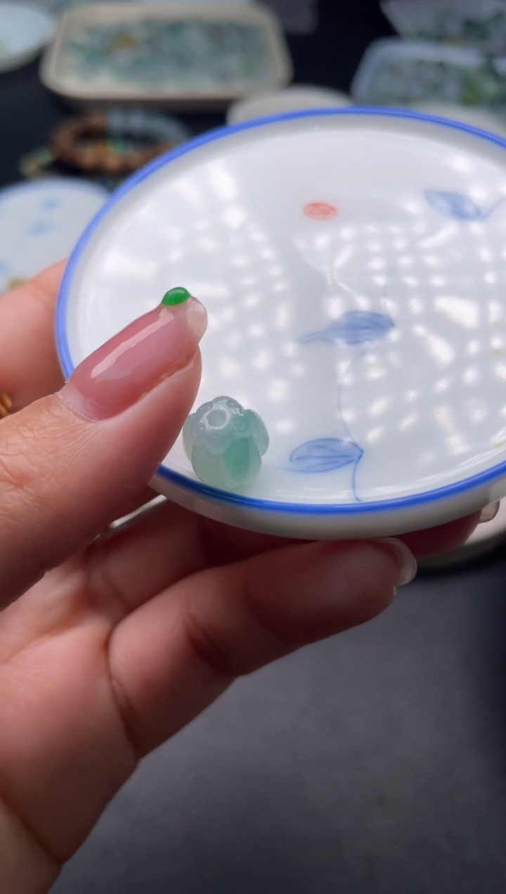 【闪购商品】翡翠颈饰未镶嵌啊A309