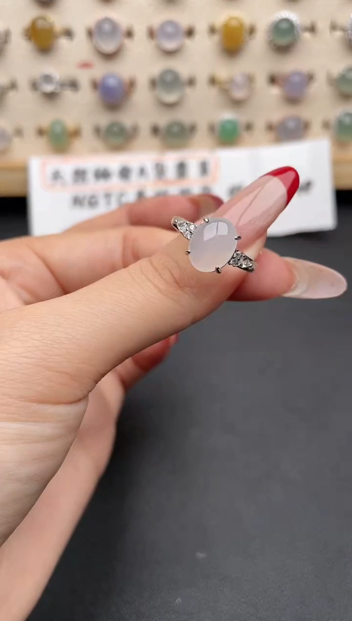 【闪购商品】翡翠戒指银S925镶嵌一物一证一礼盒