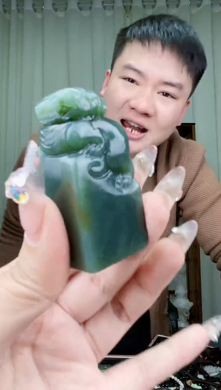 【闪购商品】和田玉挂件未镶嵌拍一发一，多样性发货！