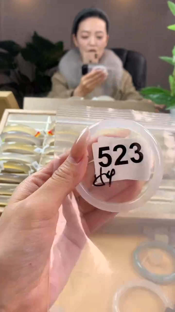 【闪购商品】玛瑙/玉髓手镯未镶嵌523