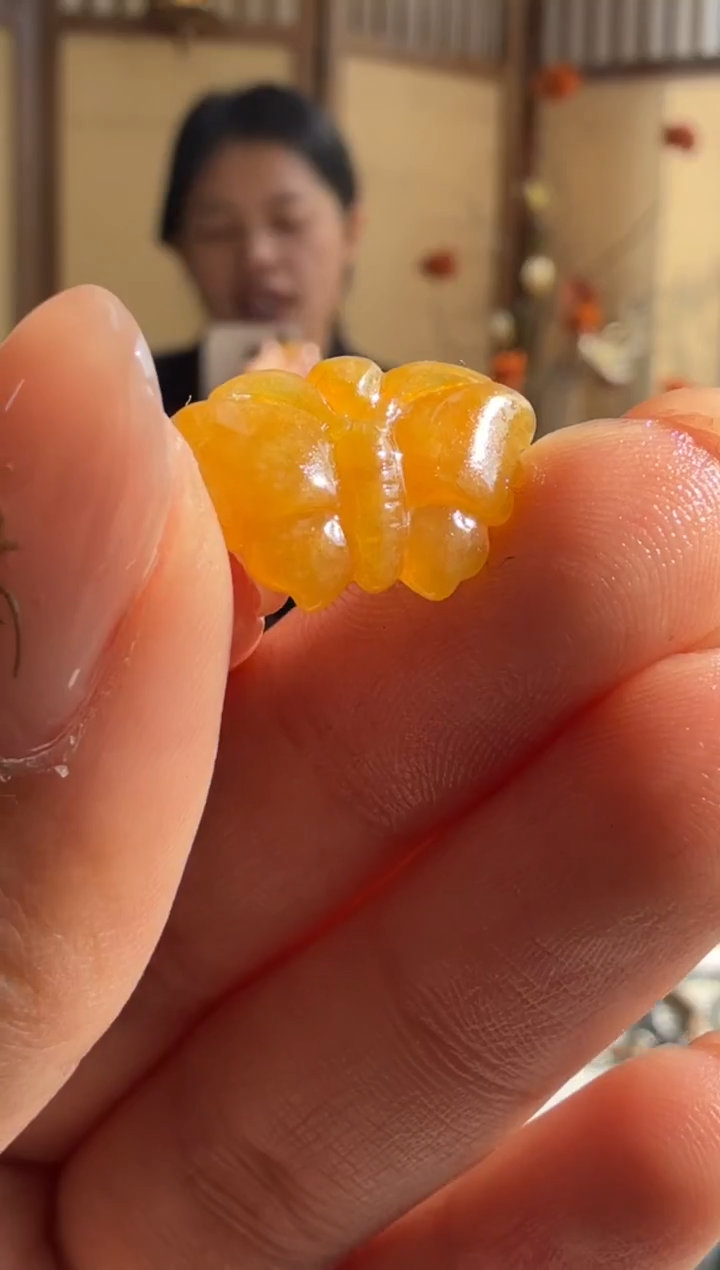 未镶嵌定制翡翠蝴蝶