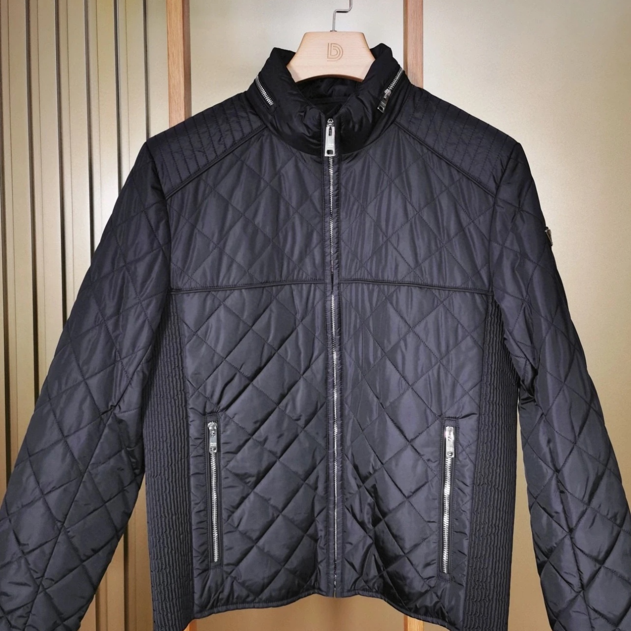 未使用 Prada/普拉达 男士经典立领菱形格轻薄棉服男装男款保暖