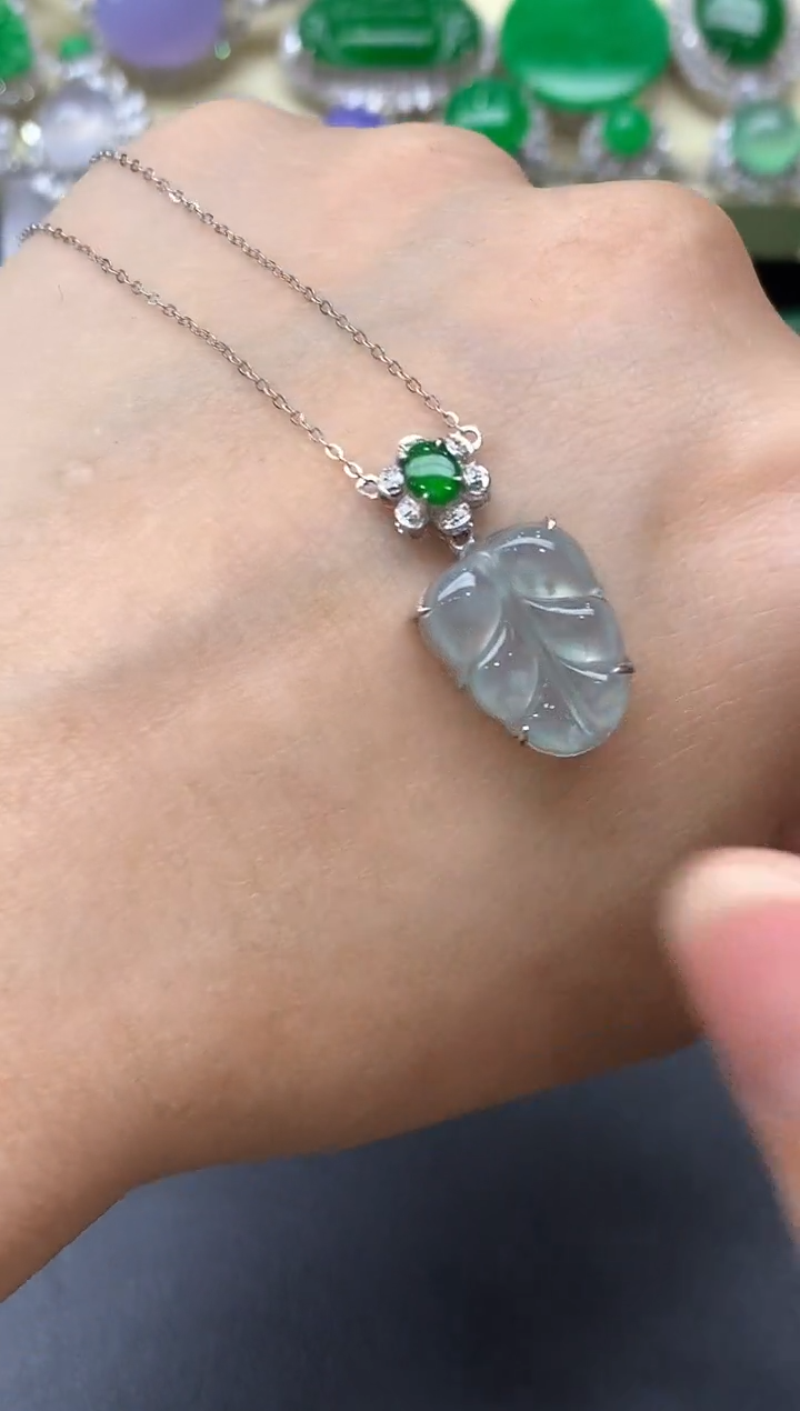 颈饰18K金镶嵌翡翠412中国好珍宝