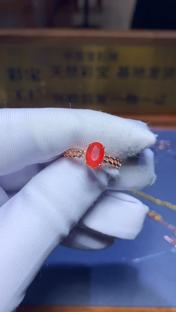 【闪购商品】蓝宝石戒指银S925镶嵌........