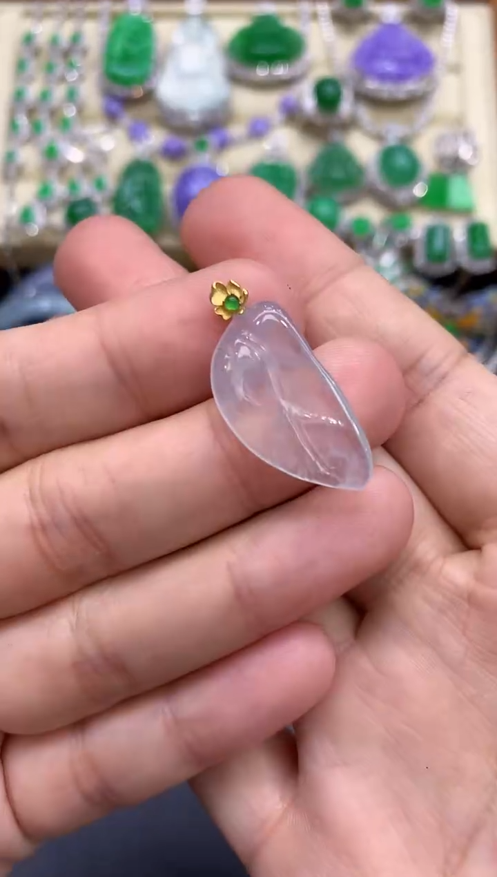 颈饰18K金镶嵌翡翠59-中国好珍宝