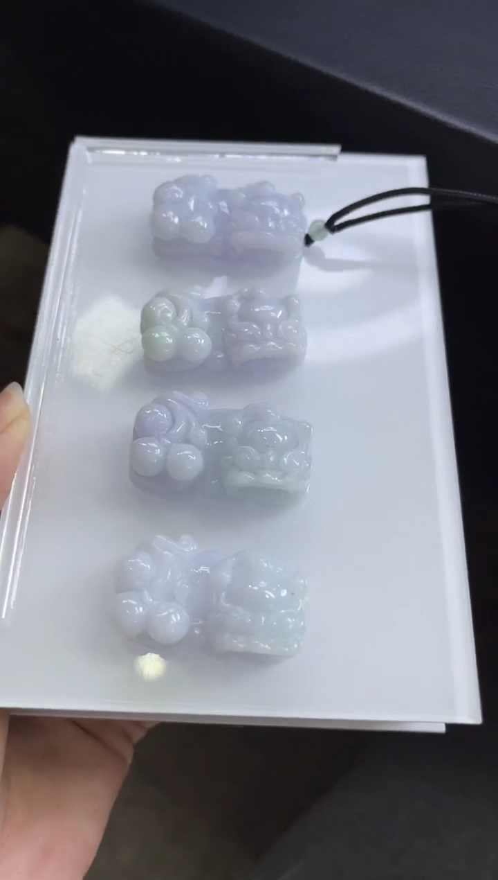 【闪购商品】翡翠颈饰未镶嵌K35 多样性发一件/配绳子