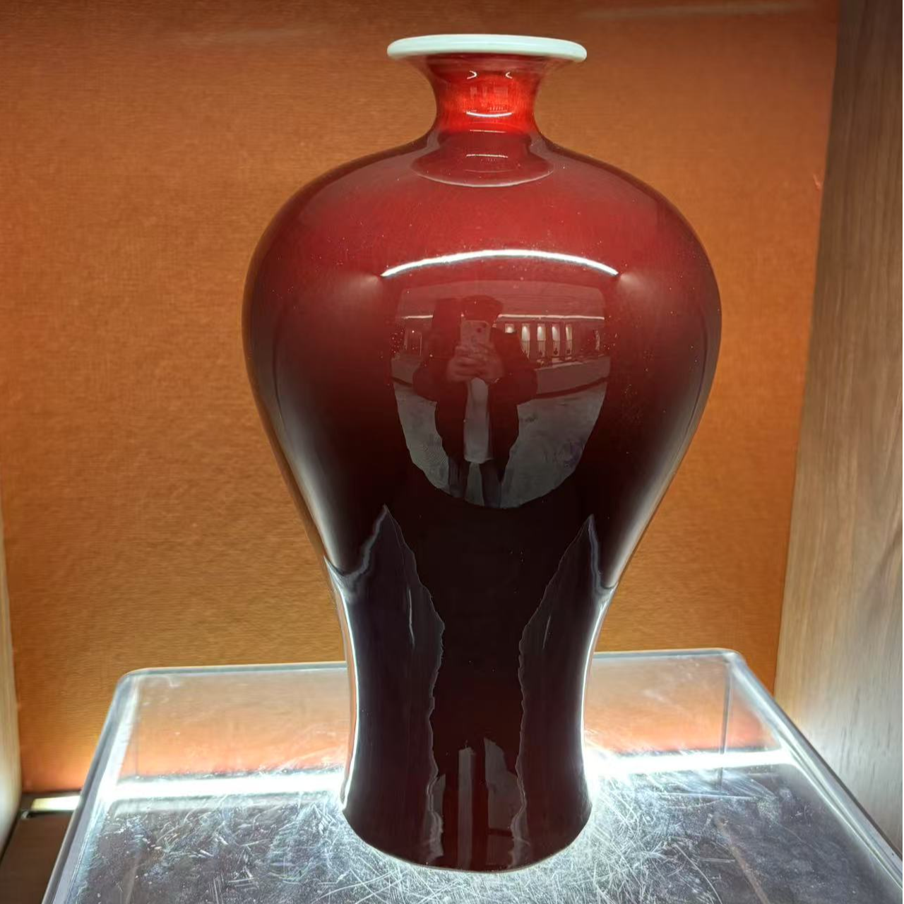 100件建国瓷厂郎红梅瓶