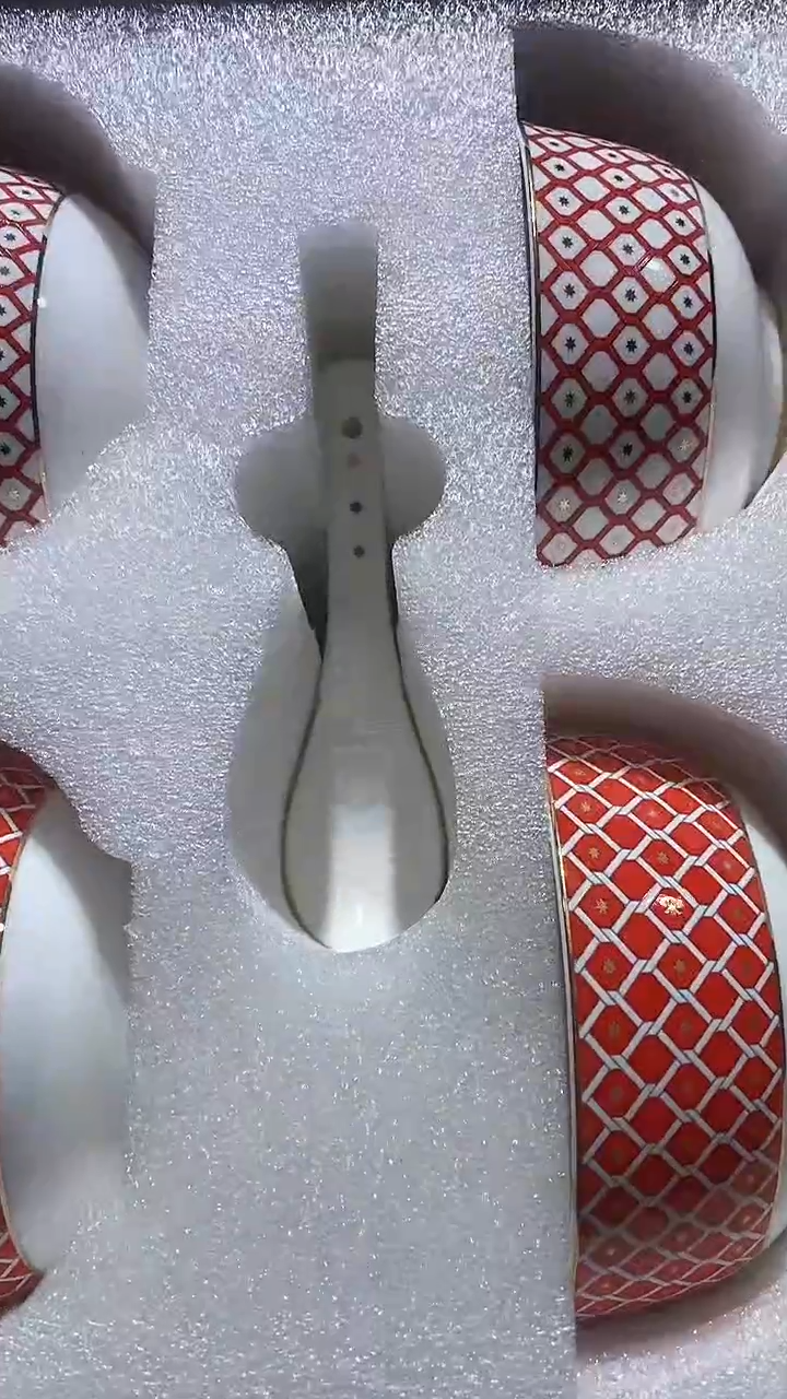 【闪购商品】瓷片锅碗瓢盆一件不剩