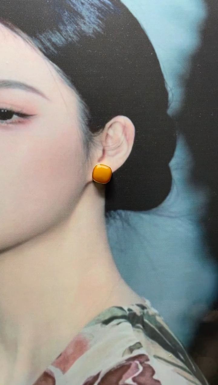 【闪购商品】蜜蜡耳饰银S925镶嵌0010