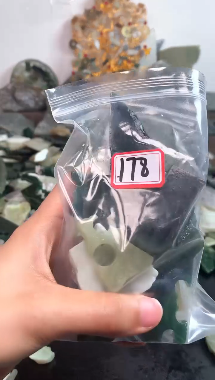 未镶嵌和田玉摆件178