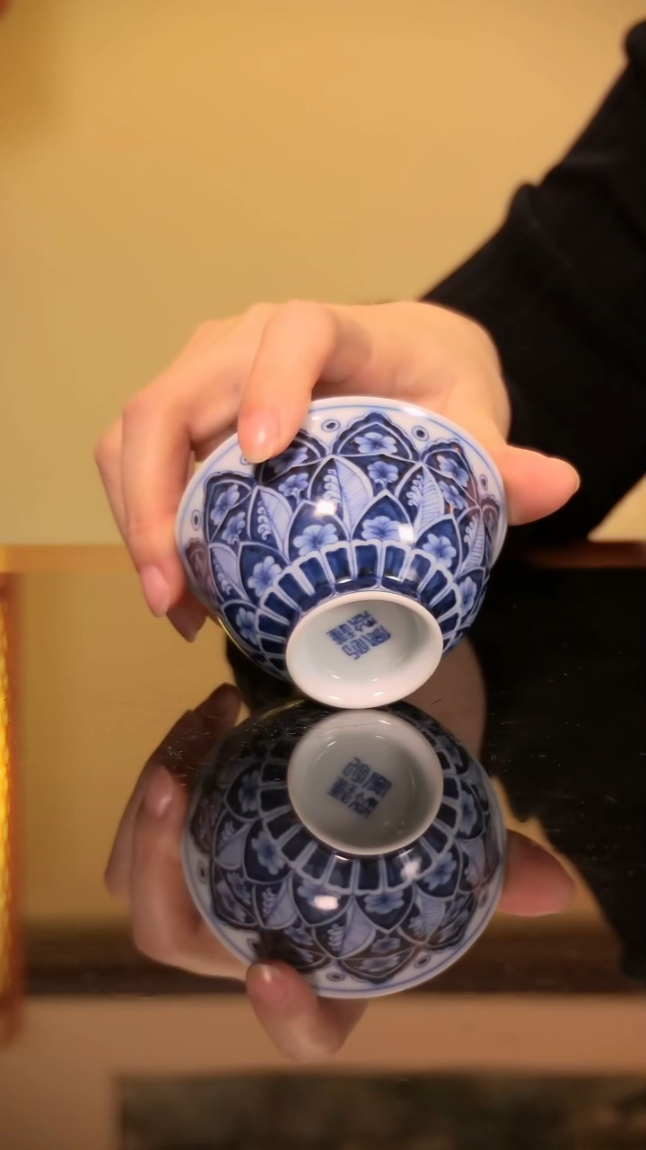 青花宝相主人杯纯手绘陶瓷