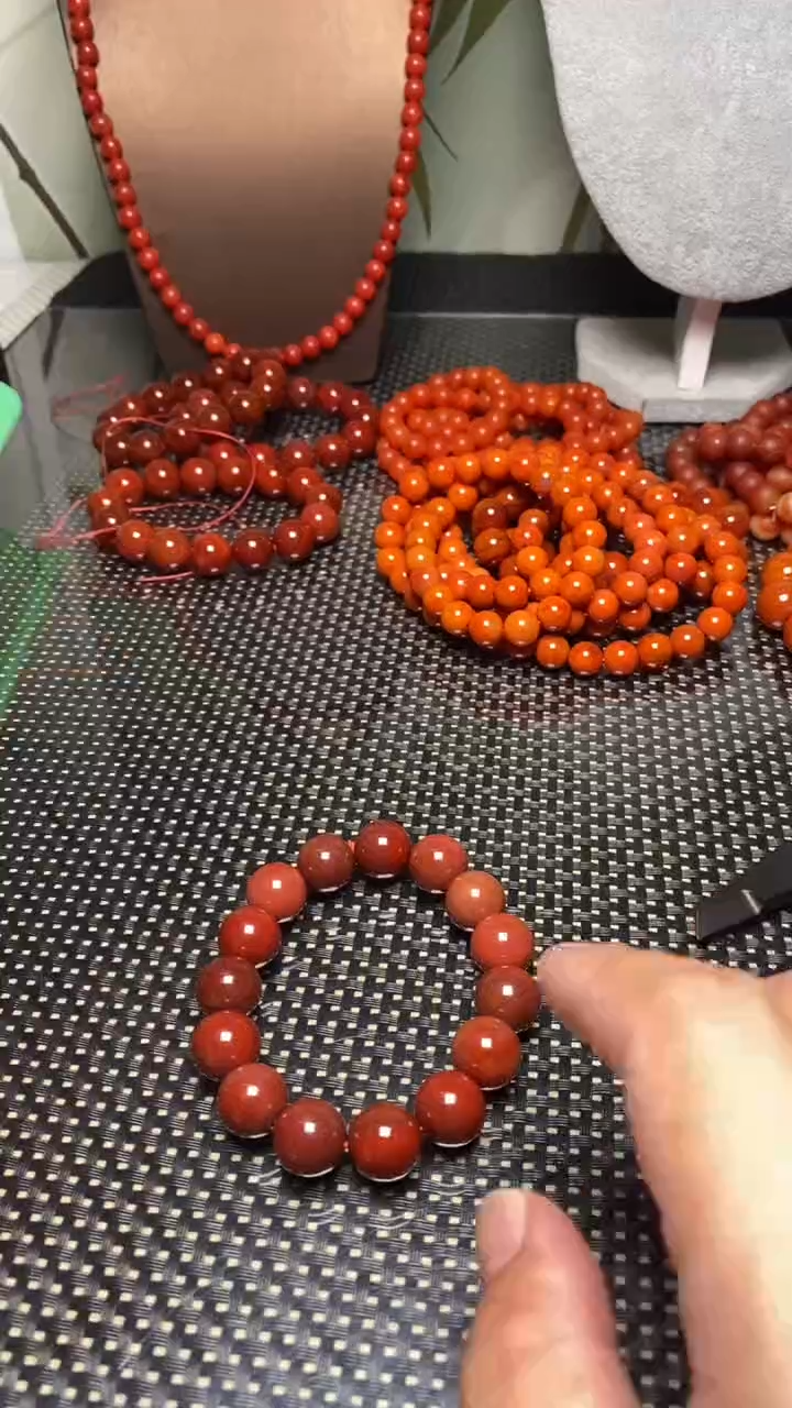 未镶嵌手链南红玛瑙川料南红14mm+