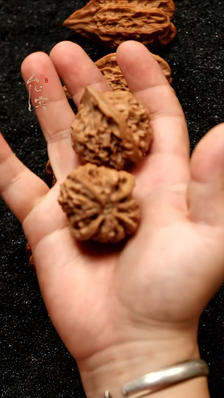 把件桃核龙门涧文玩核桃
