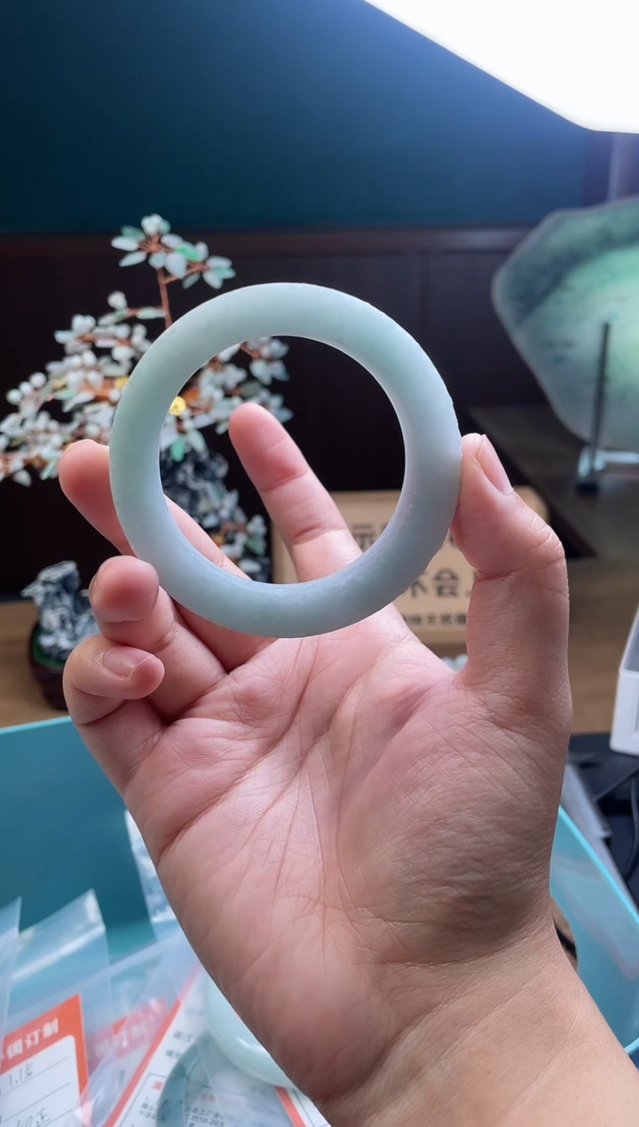 【闪购商品】定制翡翠手镯未镶嵌定制