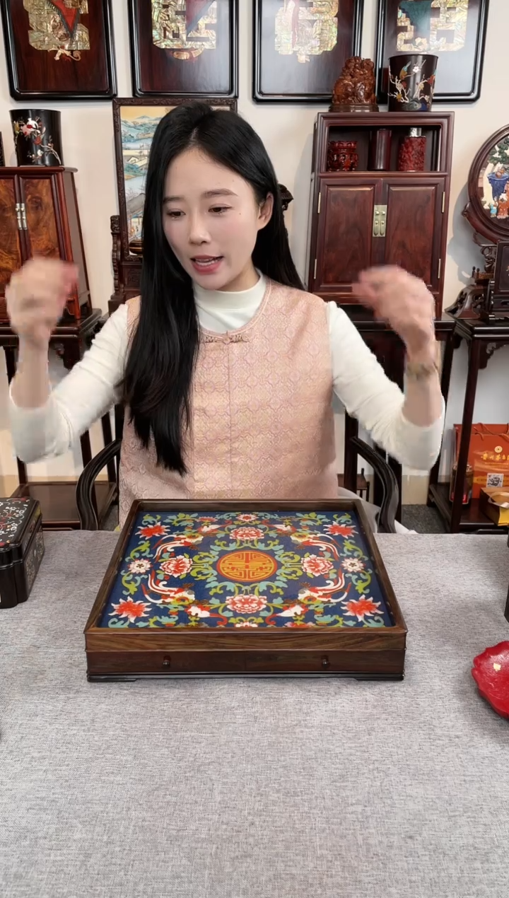 【闪购商品】红酸枝木类成套家具文盘
