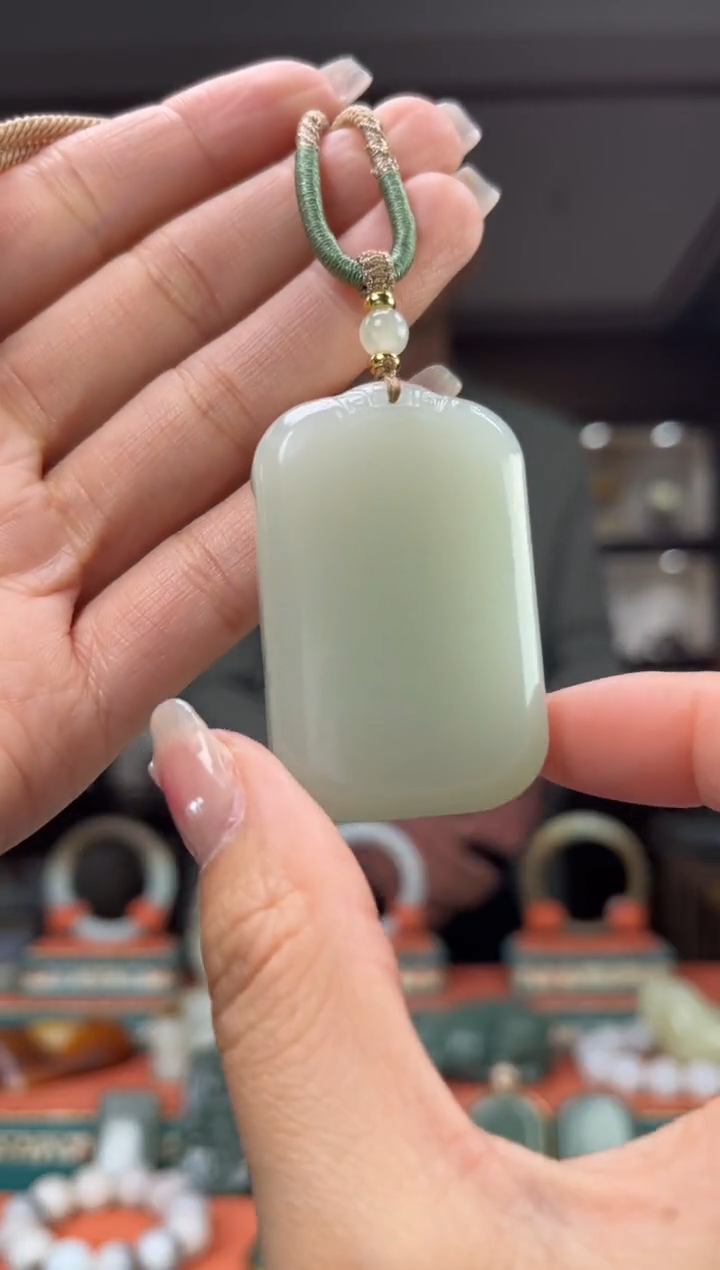 【闪购商品】和田玉颈饰未镶嵌佩佩