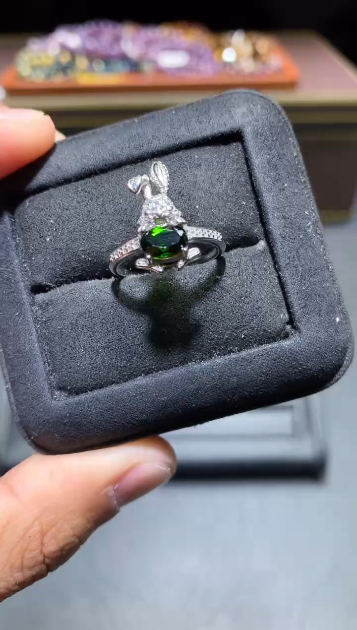 【闪购商品】透辉石戒指未镶嵌A70（随机性发货只发一单）