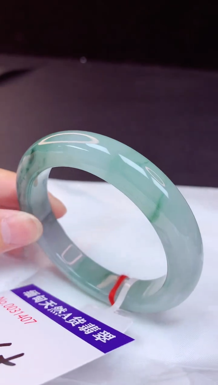 翡翠手镯未镶嵌56+             