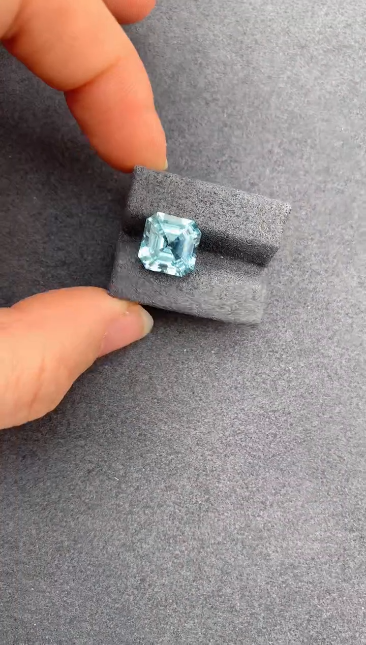 【闪购商品】海蓝宝石裸石未镶嵌4.9ct海蓝宝