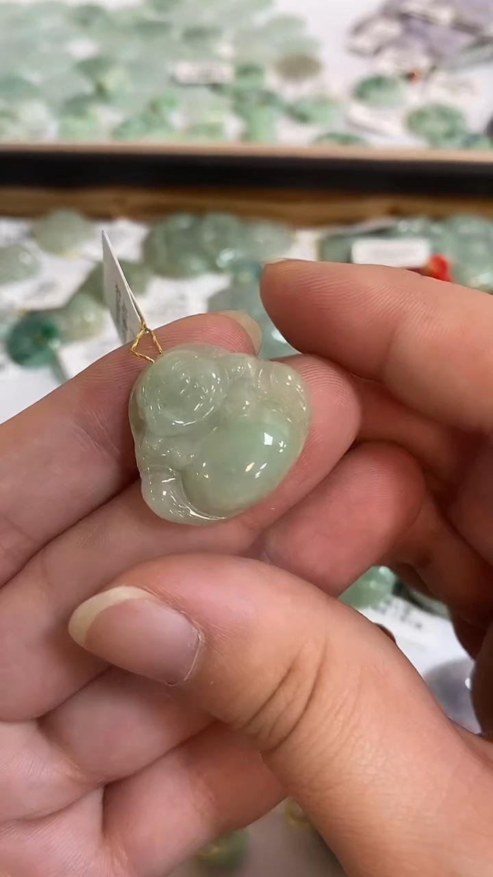 【闪购商品】翡翠挂件18K金镶嵌翡翠挂件