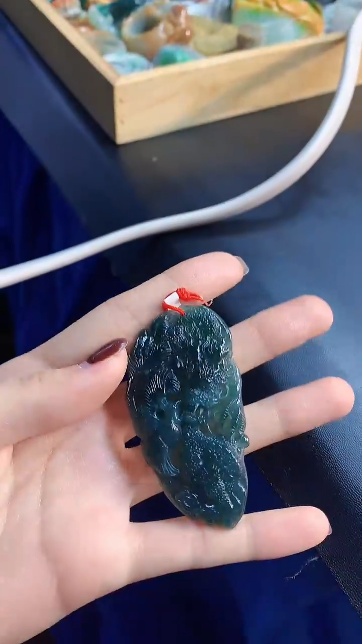 颈饰未镶嵌翡翠天然缅甸翡翠A货
