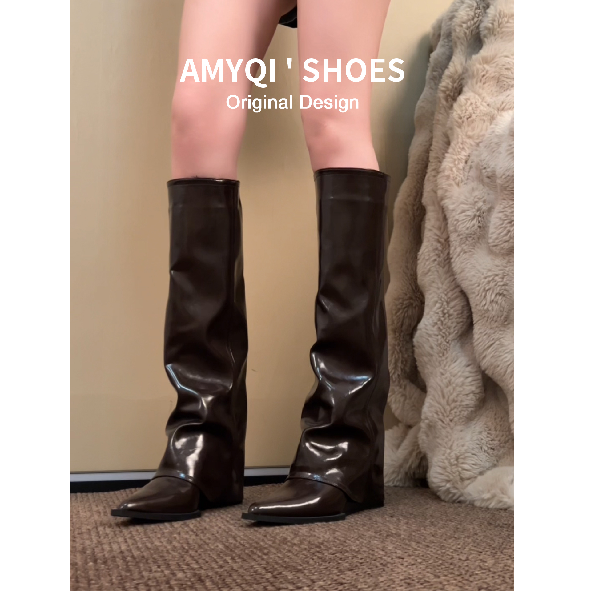 内增高尖头坡跟裤管靴女2025年新款秋冬显瘦不过膝高筒靴增高长靴