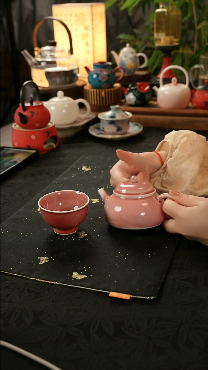 陶瓷茶具楚门豇豆红 1古月壶+1杯