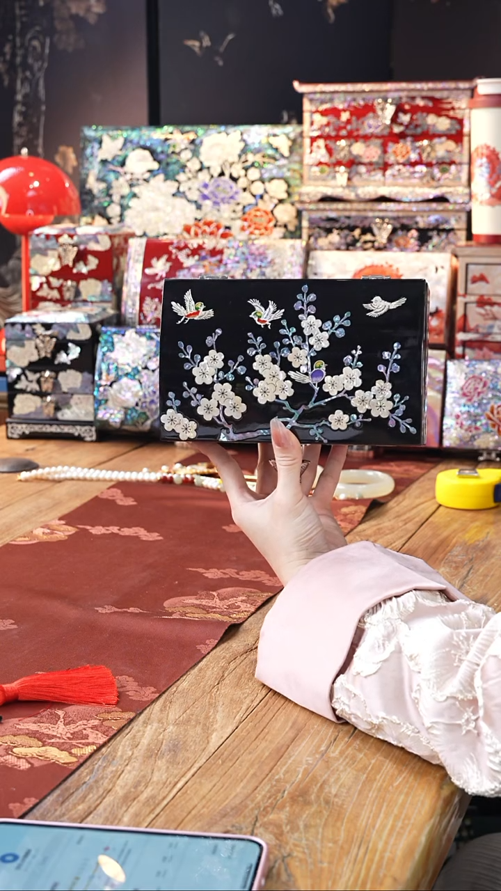 【闪购商品】瓷片瓷片螺钿工艺香椿木首饰盒