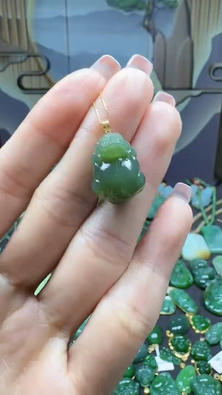 【闪购商品】和田玉吊坠(不含链)18K金镶嵌1