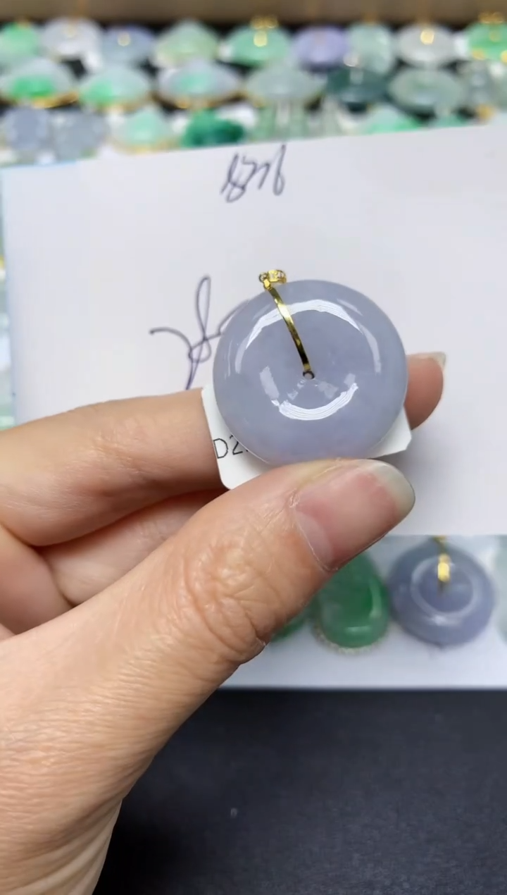 翡翠18K金镶嵌颈饰 天然翡翠A货